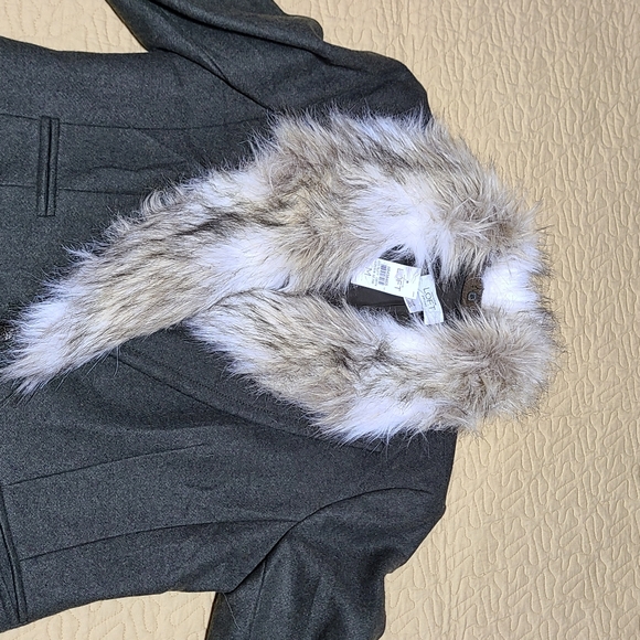 Loft Ann Taylor Blazer with faux fur removable collar wool blend jacket size 10p - Picture 8 of 16